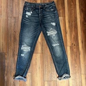 American Eagle Tomgirl Jeans